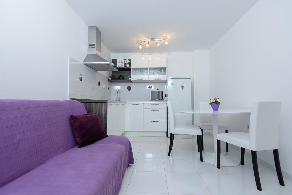 Apartment Ema